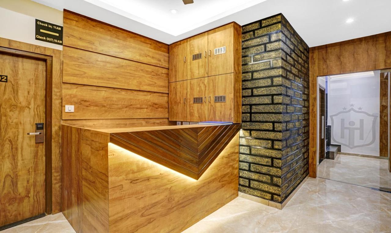 Itsy Hotels Heraa International Mumbai Exterior photo
