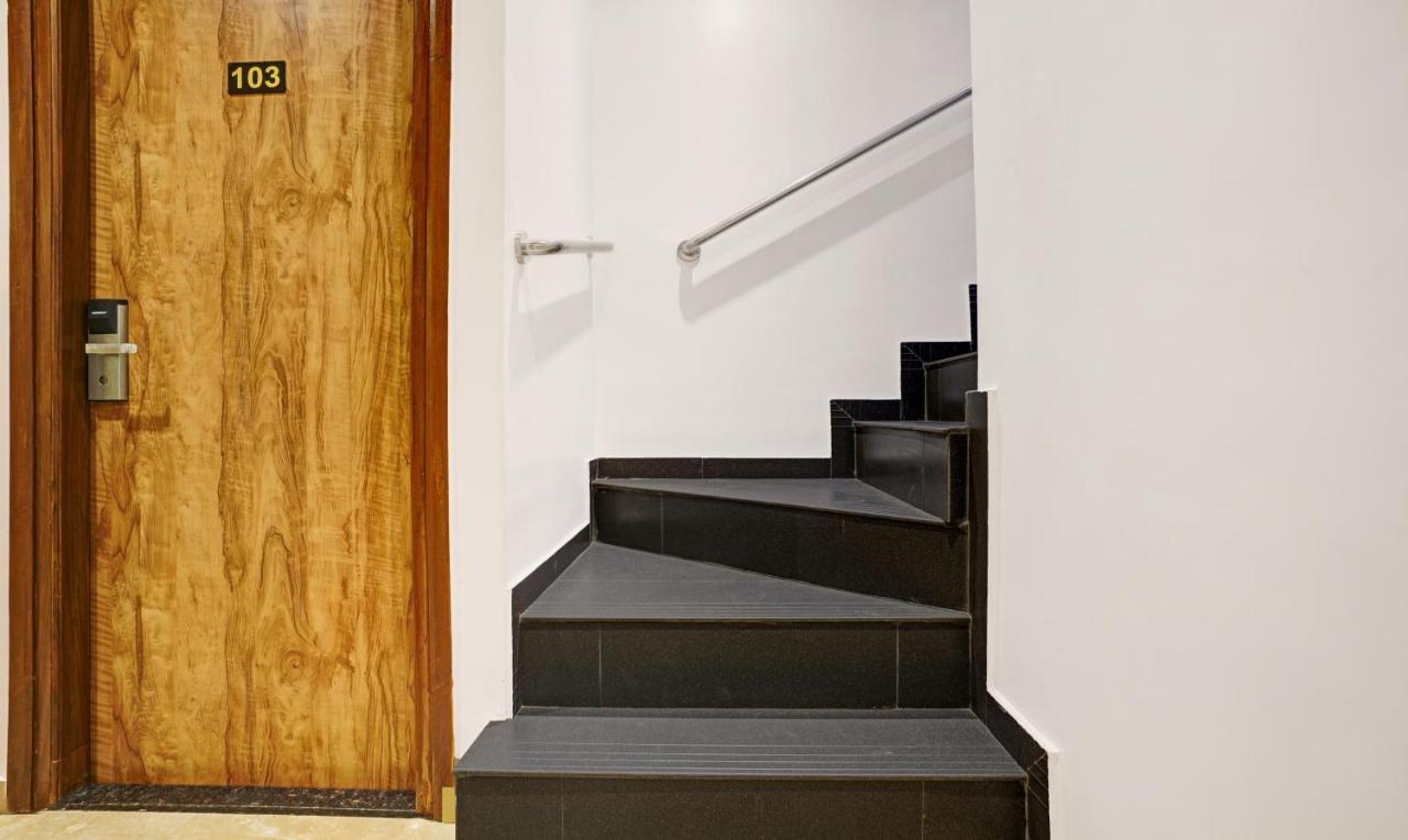 Itsy Hotels Heraa International Mumbai Exterior photo