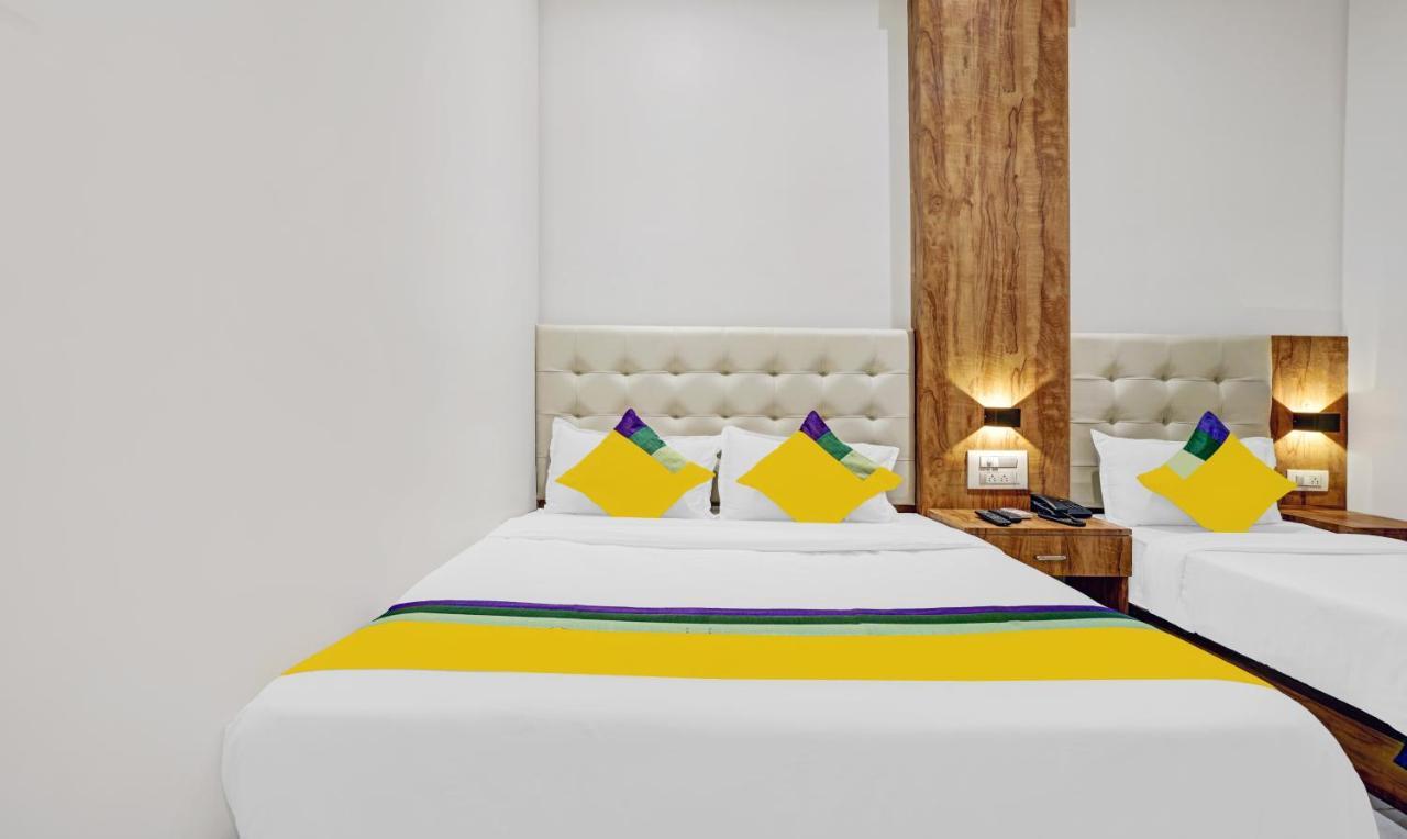 Itsy Hotels Heraa International Mumbai Exterior photo
