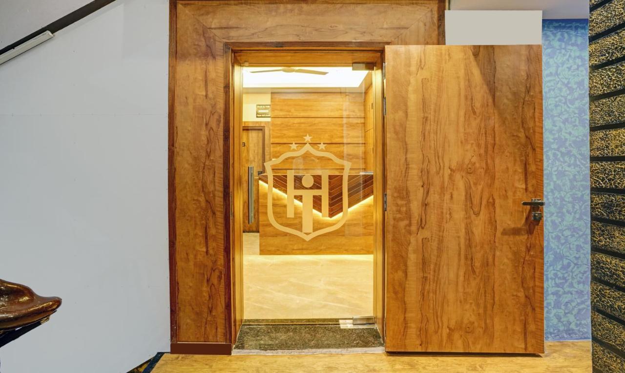 Itsy Hotels Heraa International Mumbai Exterior photo